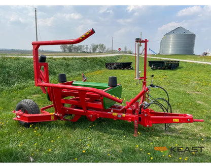 Farm King BW200 Pull-Type Bale Wrapper 4’ x 4’ and 4’ x 5’ Bale Capacity Bale Wrappers