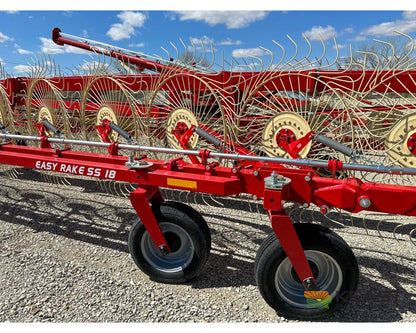 Farm King Easy Rake Superstar ERS16 / ERS18 / ERS20 16-20 Wheels 32’-38’ Working Width 9.2’ Transport Width Hay Rakes