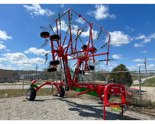 Farm King ENO780FK Twin Rotary Rake