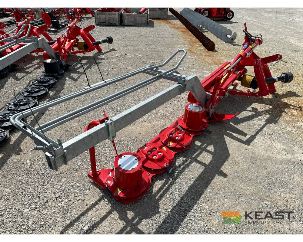 Farm King MDN4 Disc Mower 5’5’’ Working Width 540 PTO Cat. I/II 3-Point Disc Mowers