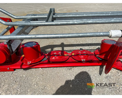 Farm King MDN4 Disc Mower 5’5’’ Working Width 540 PTO Cat. I/II 3-Point Disc Mowers