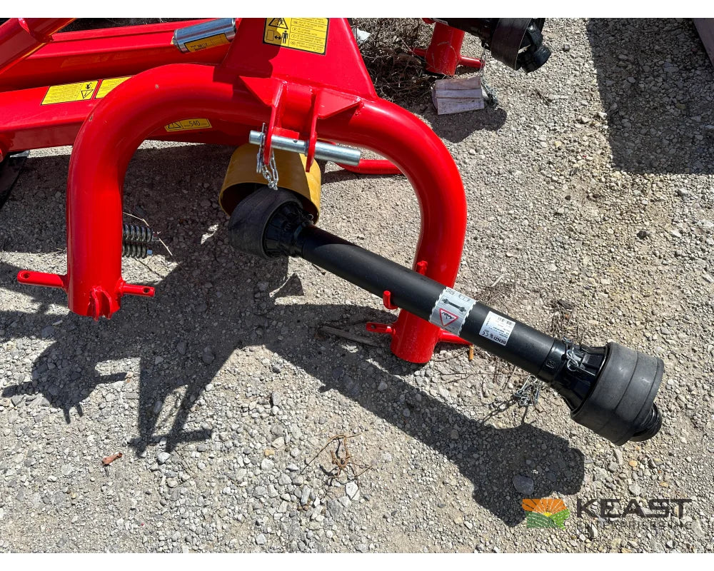 Farm King MDN6 Disc Mower 8’1’’ Working Width 540 PTO Cat. I/II 3-Point Disc Mowers
