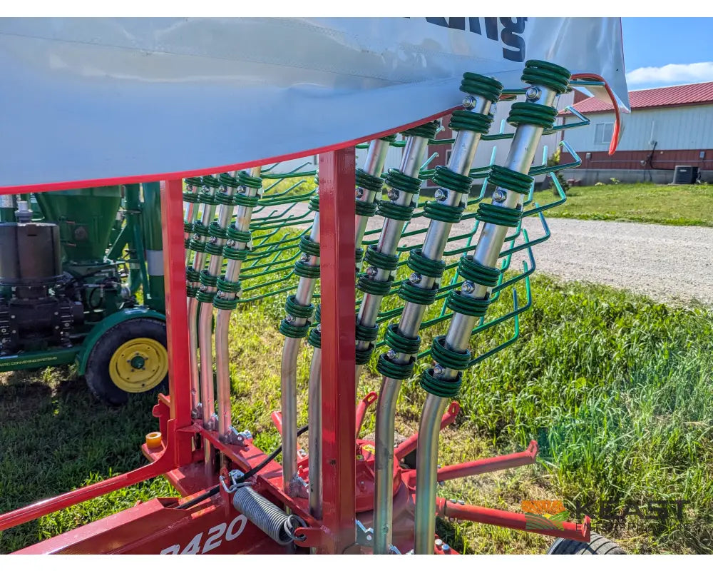 Farm King RR420FK Rotary Rake 13.8’ Working Width 6.5’ Transport Width Pull Type Hay Rakes