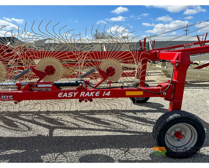 Farm King TVR12 / TVR14 Field Rake 12-14 Wheels 24’-27’ Working Width 8.5’ Transport Width Hay Rakes