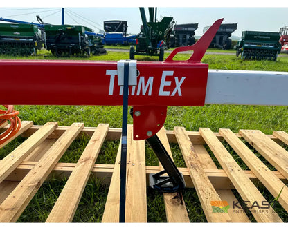 Fecon Trim Ex Extending Tree Saws 18 26’ Total Reach 24’’ Blade Tree Saws