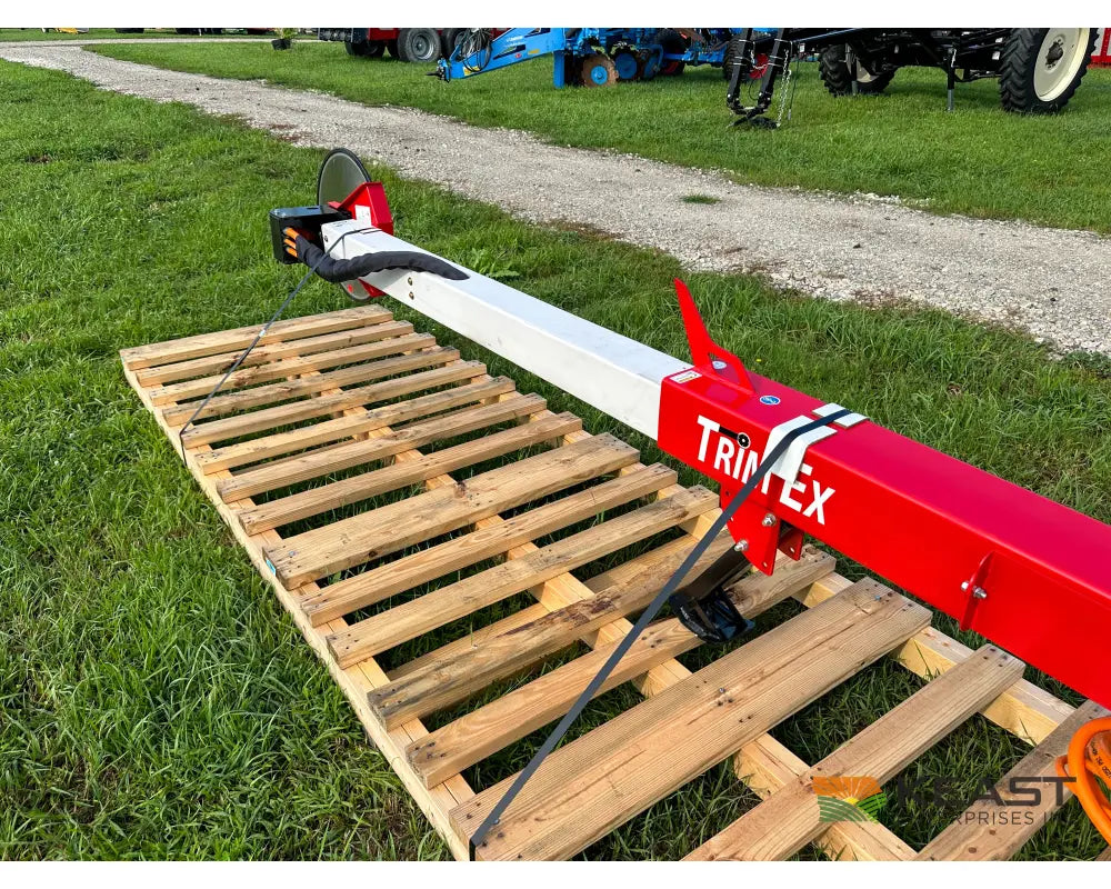 Fecon Trim Ex Extending Tree Saws 18 26’ Total Reach 24’’ Blade Tree Saws