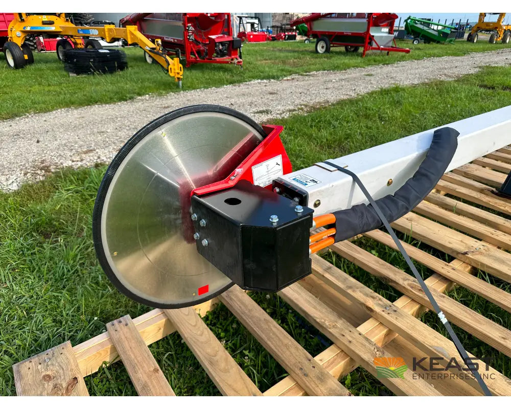 Fecon Trim Ex Extending Tree Saws 18 26’ Total Reach 24’’ Blade Tree Saws