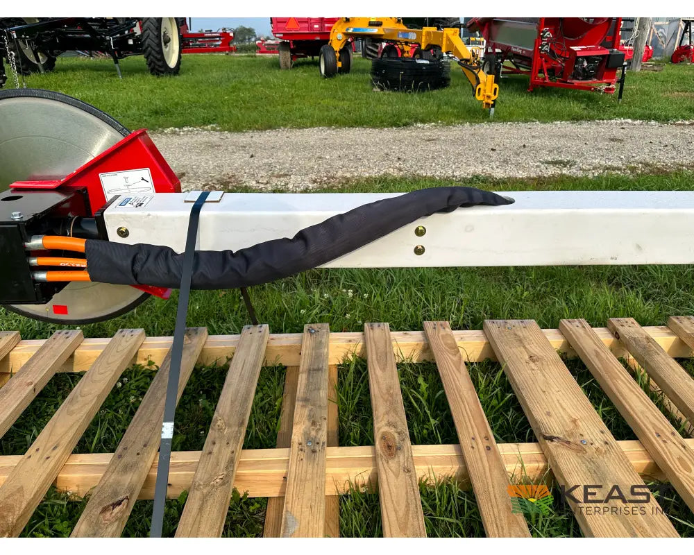Fecon Trim Ex Extending Tree Saws 18 26’ Total Reach 24’’ Blade Tree Saws