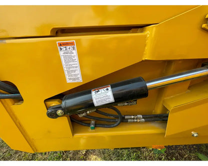 Garfield 1350HC 13 Yard Ejection Scraper 9’ Working Width Ejection Scrapers