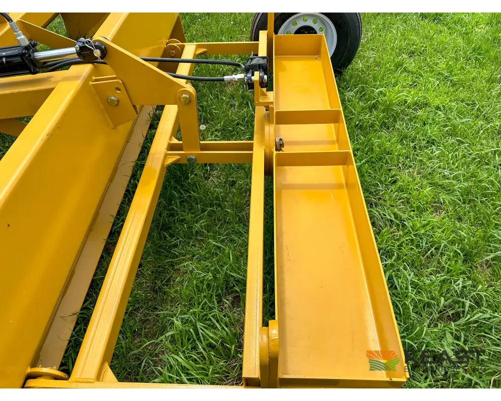 Garfield GDSTR10 10’ Drag Scraper w/ Rippers - 10’ Cutting Width Hydraulic Tilt Box Scrapers