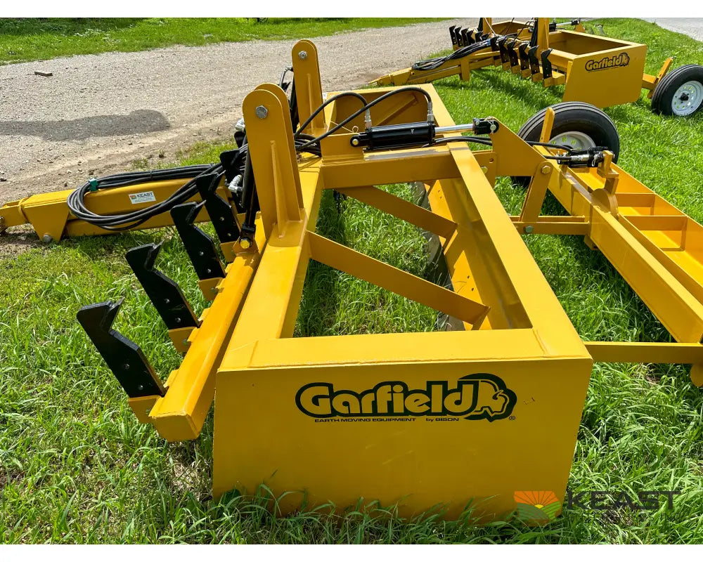 Garfield GDSTR10 10’ Drag Scraper w/ Rippers - 10’ Cutting Width Hydraulic Tilt Box Scrapers