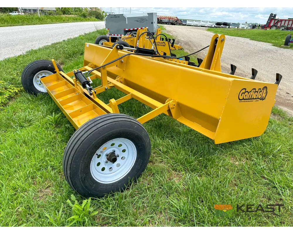 Garfield GDSTR12 12’ Drag Scraper w/ Rippers 12’ Cutting Width Hydraulic Tilt Box Scrapers