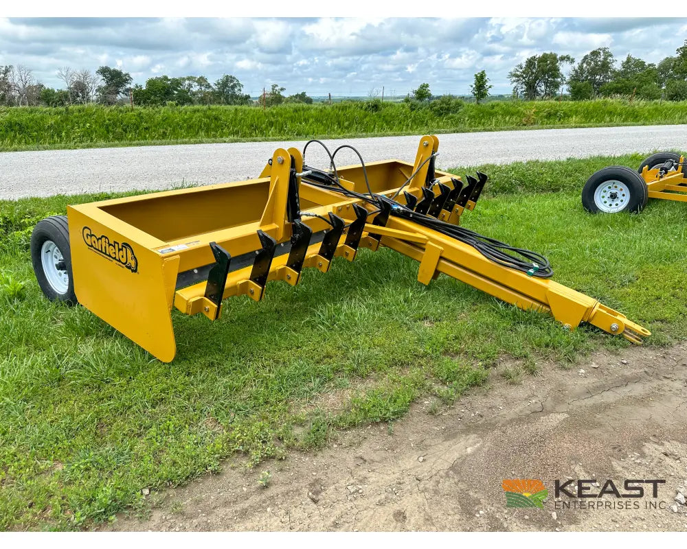 Garfield GDSTR12 12’ Drag Scraper w/ Rippers 12’ Cutting Width Hydraulic Tilt Box Scrapers