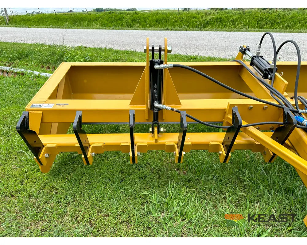 Garfield GDSTR12 12’ Drag Scraper w/ Rippers 12’ Cutting Width Hydraulic Tilt Box Scrapers