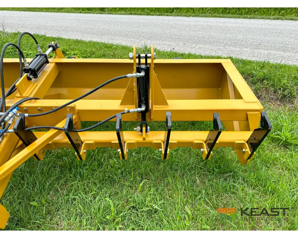 Garfield GDSTR12 12’ Drag Scraper w/ Rippers 12’ Cutting Width Hydraulic Tilt Box Scrapers
