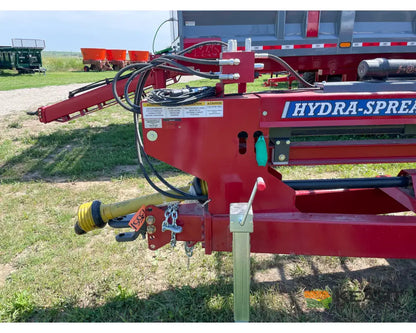 Hagedorn 5290 Manure Spreader - 540 Cu Ft Heaped Capacity 425/65R22.5 Tires Manure Spreaders