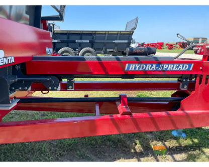Hagedorn 5290 Manure Spreader - 540 Cu Ft Heaped Capacity 425/65R22.5 Tires Manure Spreaders