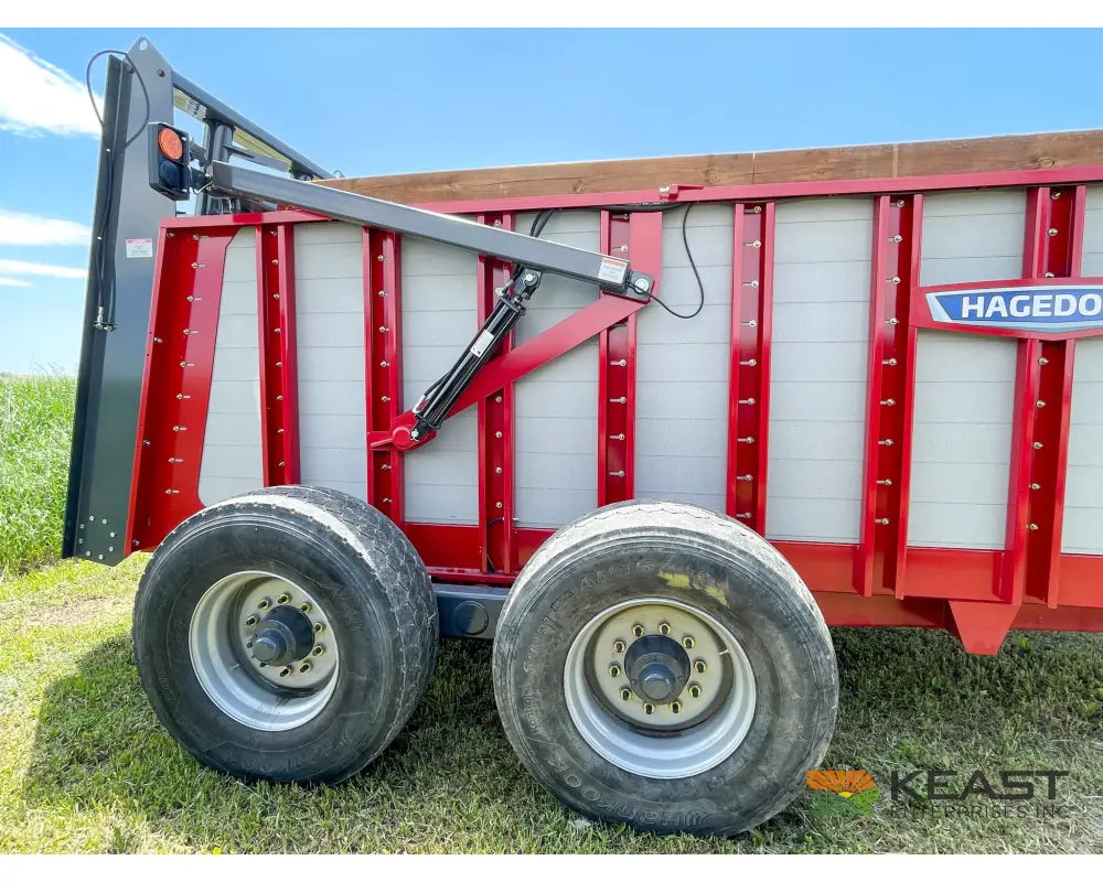 Hagedorn V 475 Manure Spreader 478 Cu Ft Heaped Capacity - Manure Spreaders