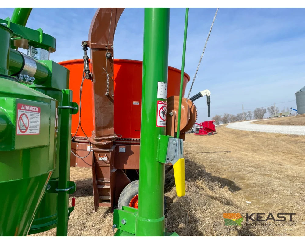 Handlair 404 Grain Vac 12’ 2’’ Truck Load Discharge 37 HP Kohler Grain Vacs