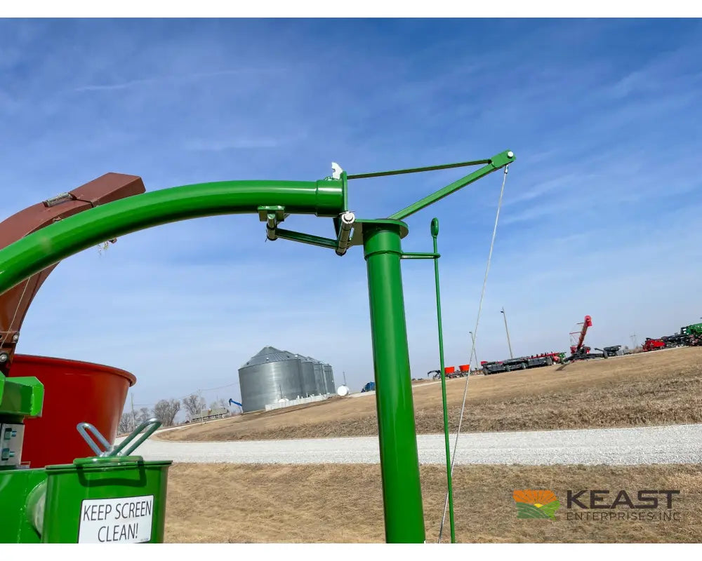 Handlair 404 Grain Vac 12’ 2’’ Truck Load Discharge 37 HP Kohler Grain Vacs