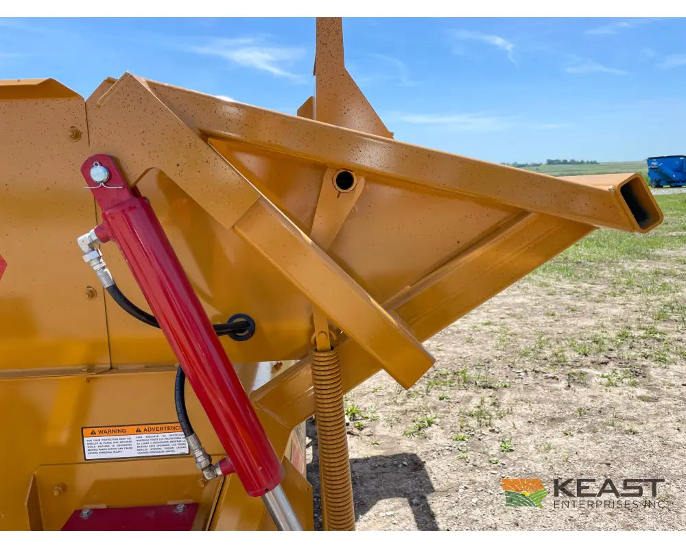 Haybuster 2100 Bale Processor 2-Point Mount Bale Processors