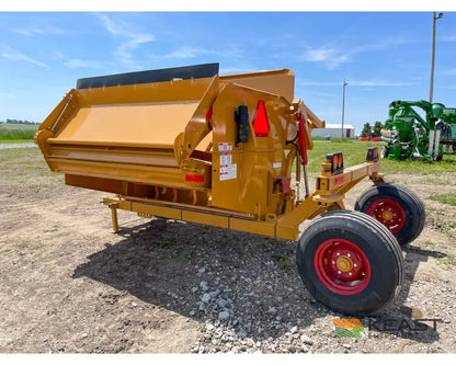 Haybuster 2100 Bale Processor 2-Point Mount Bale Processors