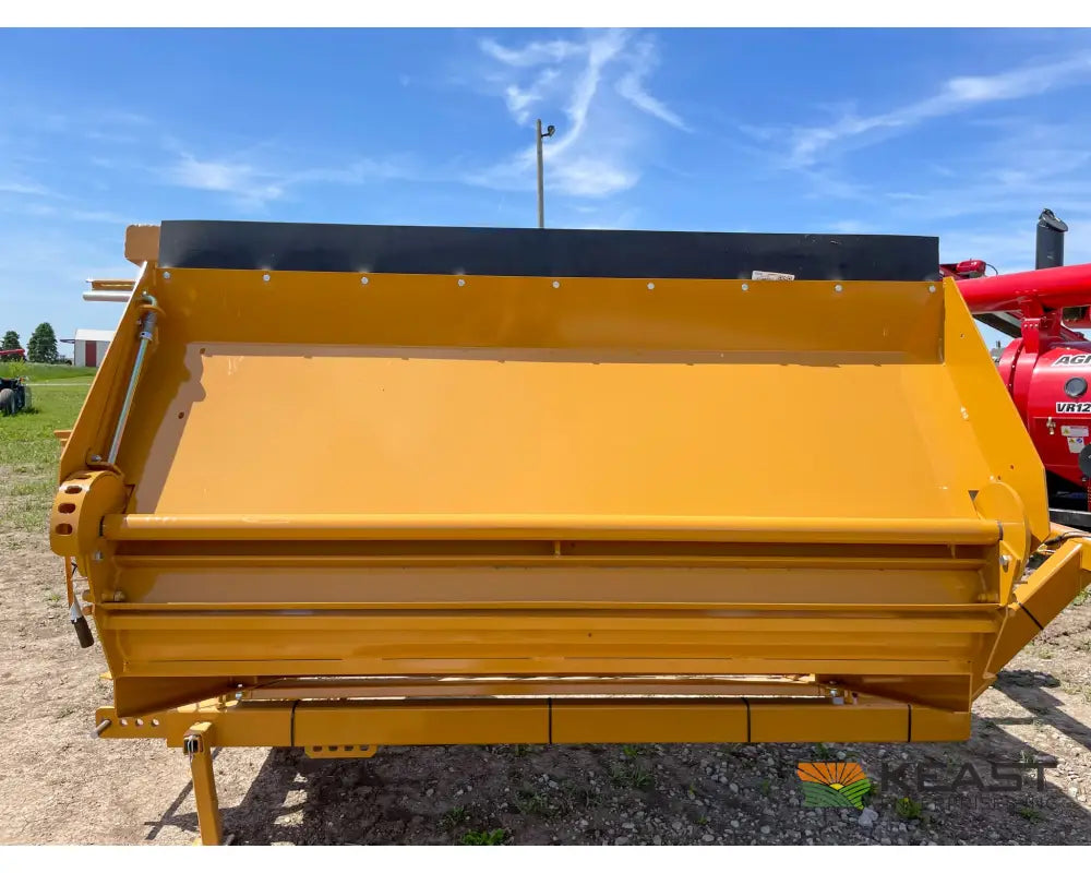 Haybuster 2100 Bale Processor 2-Point Mount Bale Processors