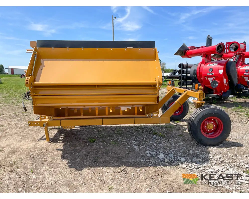 Haybuster 2100 Bale Processor 2-Point Mount Bale Processors