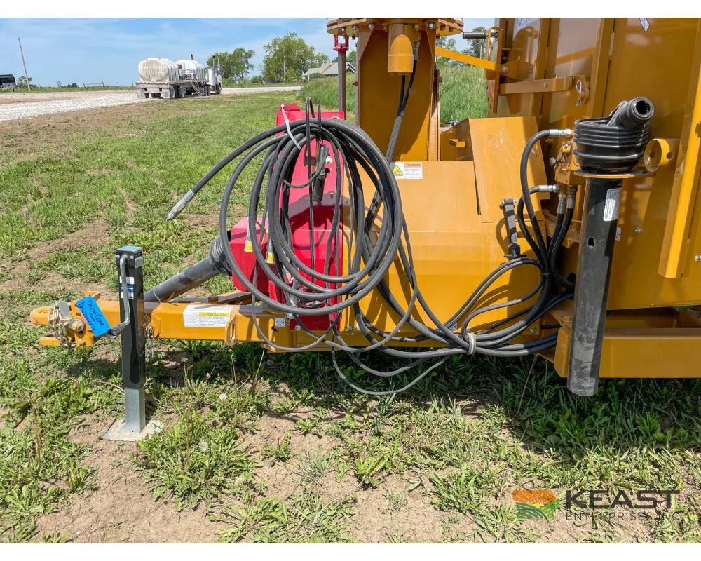 Haybuster 2754 Bale Processor - Integrated Fan and Blower Containment Kit Bale Processors