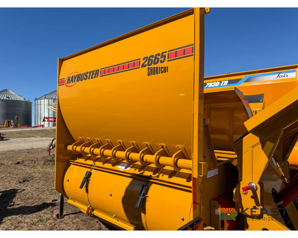 Haybuster 2665 Shortcut Bale Processor Hydraulic Deflector Bale Processors