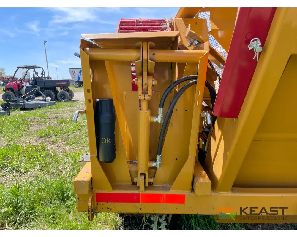 Haybuster 3106 Rock-Eze Rock Picker 1 Cu Yd Capacity 80’’ Dump Height Rock Pickers