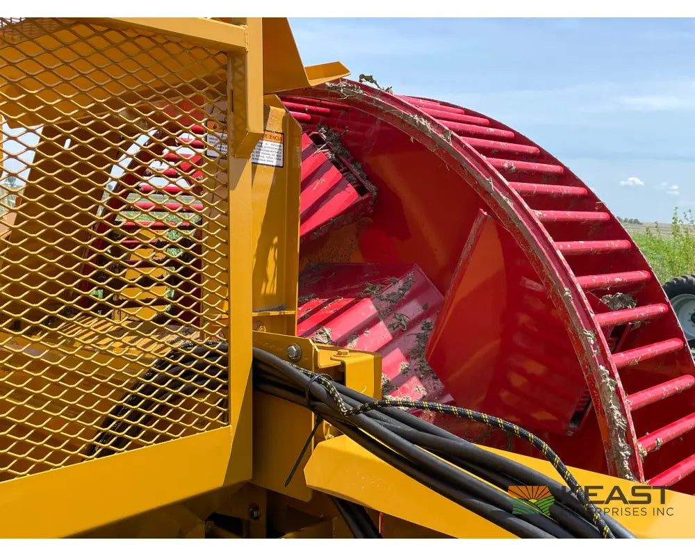 Haybuster 3106 Rock-Eze Rock Picker 1 Cu Yd Capacity 80’’ Dump Height Rock Pickers