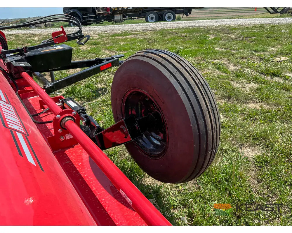 Hiniker 5620HL 20’ Windrower Shredder - End Transport Kit Hardened Cups Windrower Shredders