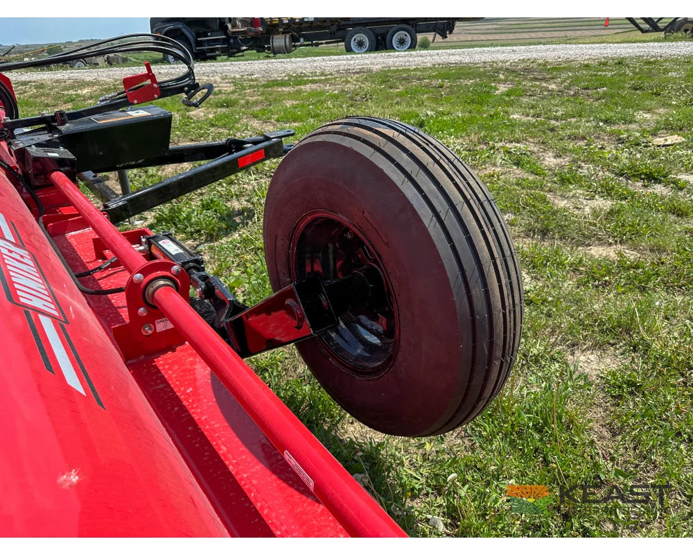 Hiniker 5620HL 20’ Windrower Shredder - End Transport Kit Hardened Cups Windrower Shredders