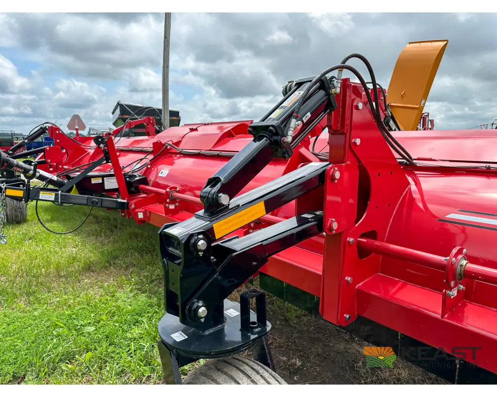 Hiniker 5630HL 30’ Windrower Shredder End Transport Kit Windrower Shredders