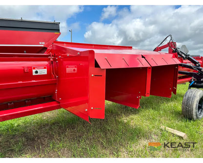 Hiniker 5630HL 30’ Windrower Shredder End Transport Kit Windrower Shredders