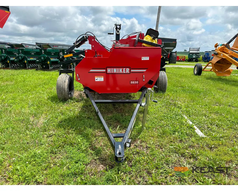 Hiniker 5630HL 30’ Windrower Shredder End Transport Kit Windrower Shredders