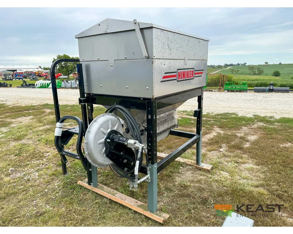 Hiniker 7055 Cover Crop Seeder 55 Cu. Ft. Stainless Hopper - Cover Crop Seeders