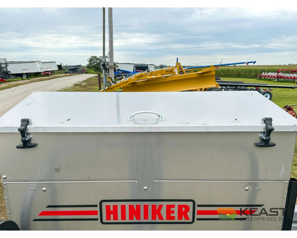Hiniker 7055 Cover Crop Seeder 55 Cu. Ft. Stainless Hopper - Cover Crop Seeders