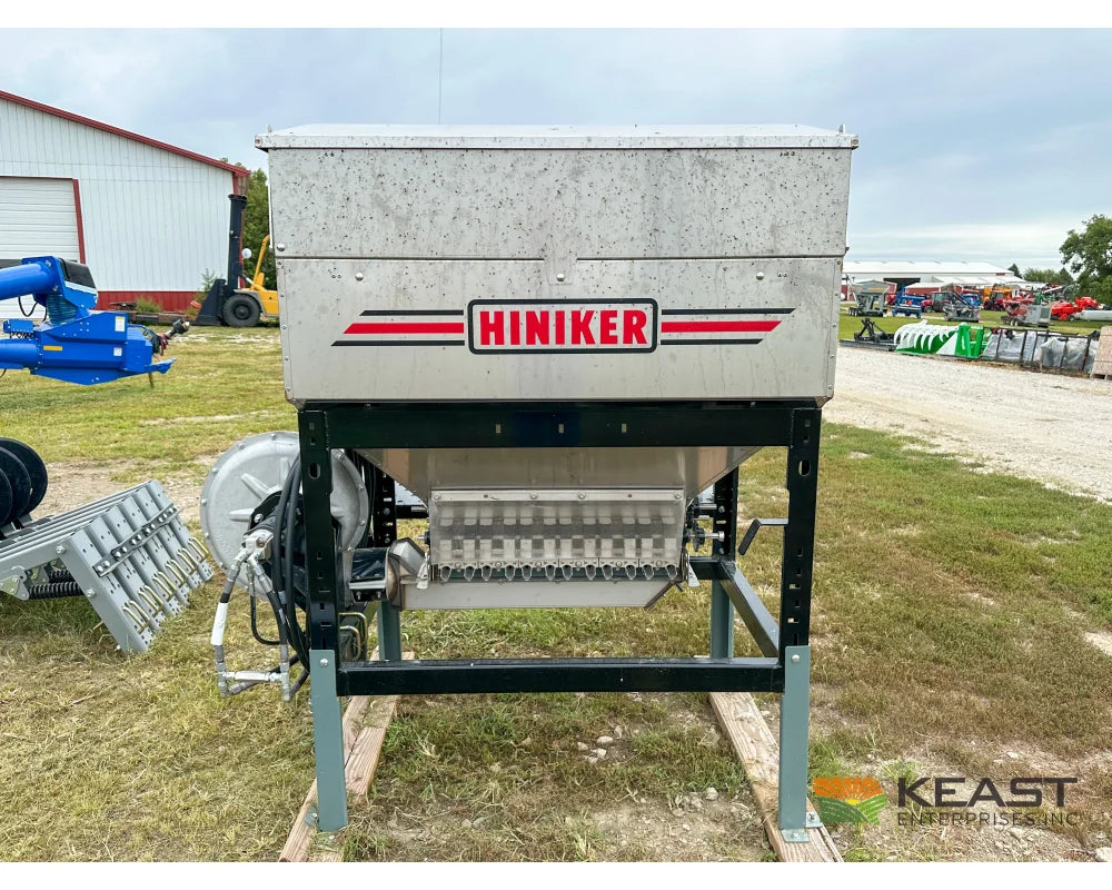 Hiniker 7055 Cover Crop Seeder 55 Cu. Ft. Stainless Hopper - Cover Crop Seeders