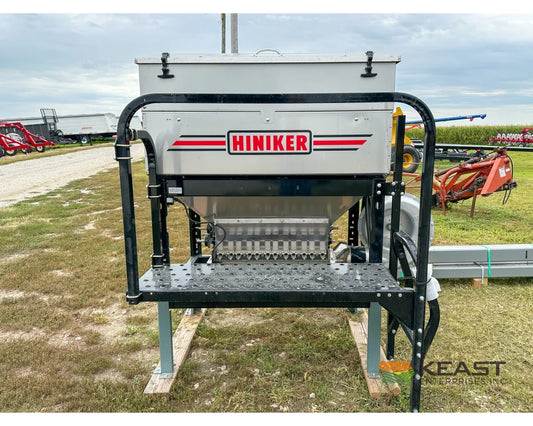 Hiniker 7055 Seeder