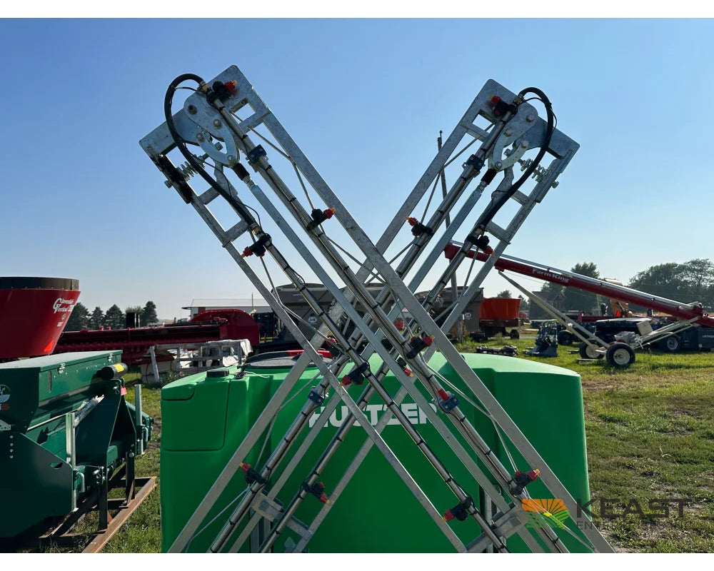 Hustler 1150 300 Gallon 3pt Field Sprayer - 40’ Boom 29 GPM PTO Pump Sprayers