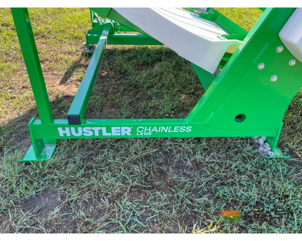 Hustler Chainless LX105 Bale Feeder 5’ Side Chute 3-Point Mount Bale Processors