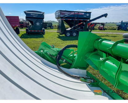 Hustler Chainless LX105 Bale Feeder 5’ Side Chute 3-Point Mount Bale Processors