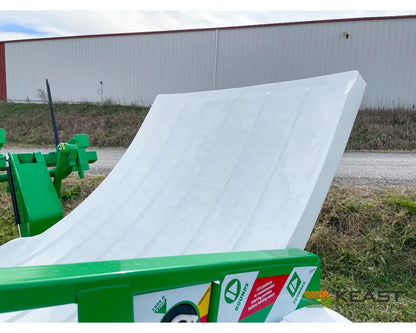 Hustler Chainless TH205 HD Bale Feeder Pull Type Rear Self-Loading Forks Bale Processors