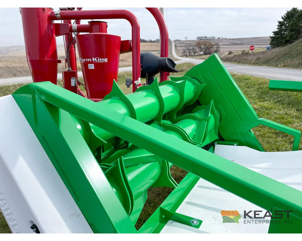 Hustler Chainless TH205 HD Bale Feeder Pull Type Rear Self-Loading Forks Bale Processors