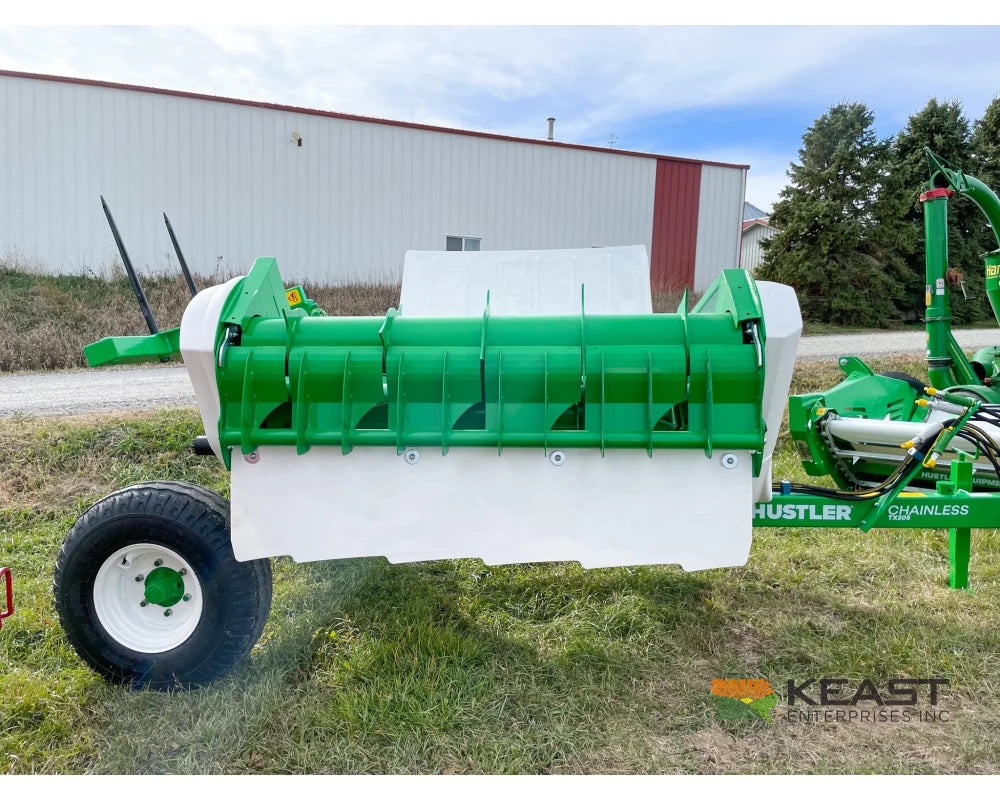 Hustler Chainless TH205 HD Bale Feeder Pull Type Rear Self-Loading Forks Bale Processors