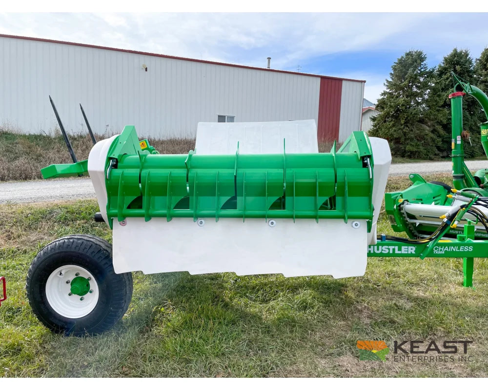 Hustler Chainless TH205 HD Bale Feeder Pull Type Rear Self-Loading Forks Bale Processors