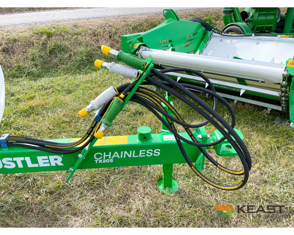 Hustler Chainless TH205 HD Bale Feeder Pull Type Rear Self-Loading Forks Bale Processors
