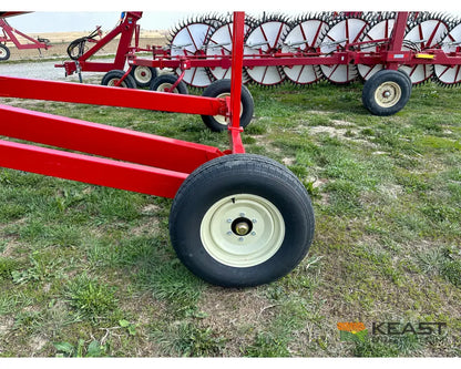 Hutchinson HX 10-73 Auger 10’’ x 73’ Swingaway Hopper Augers